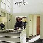 Esplanade Hotel 3*