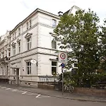 Esplanade 3*
