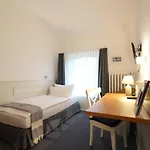 Hotel Esplanade 3*