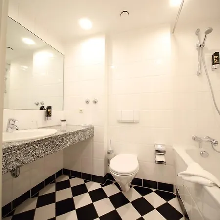 Esplanade 3* Bonn