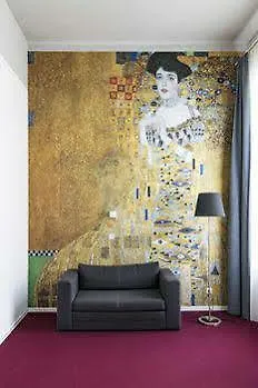 Esplanade Hotel 3*